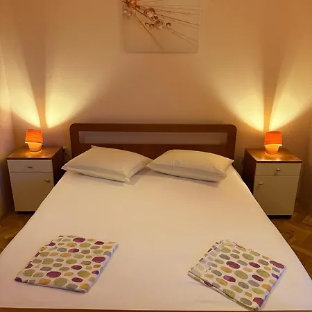 Апартаменты 4-bedroom Lux With Amazing Scenery Трогир