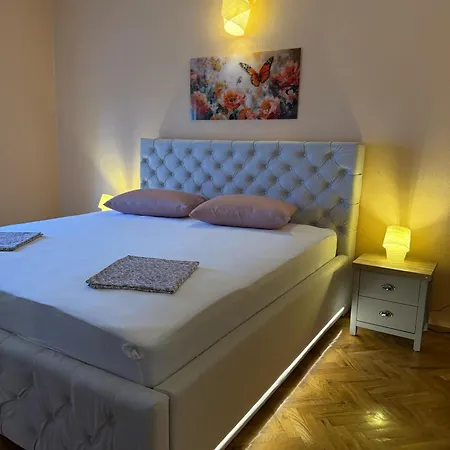 4-bedroom Lux With Amazing Scenery Трогир