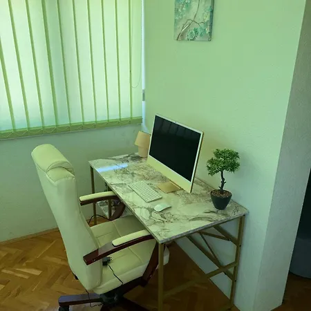 Lux With Amazing Scenery Apartment