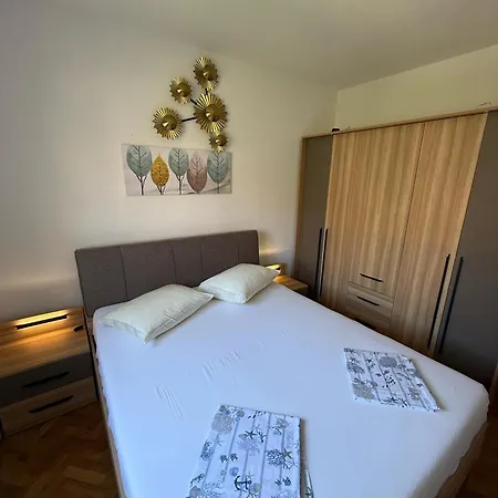 4-bedroom Lux With Amazing Scenery Трогир