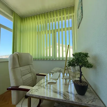 Lux With Amazing Scenery Apartment
