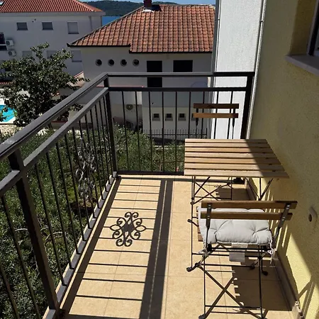 4-bedroom Lux With Amazing Scenery Трогир